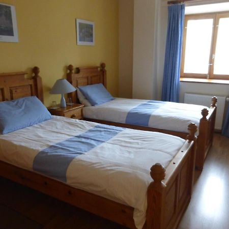 L'Hirondelle Chambres D'Hotes Saint-Mathieu Екстериор снимка