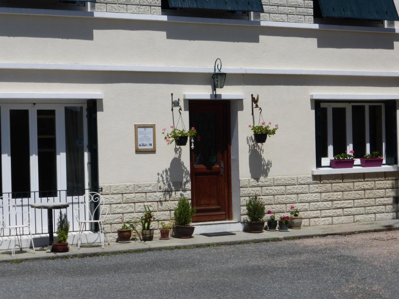 L'Hirondelle Chambres D'Hotes Saint-Mathieu Екстериор снимка